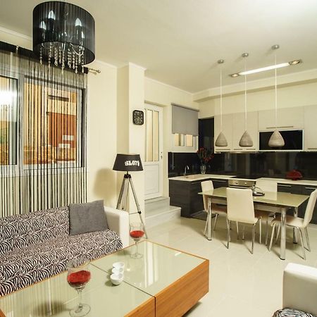 Glaros Beach Apartment カト・ダラトソ エクステリア 写真