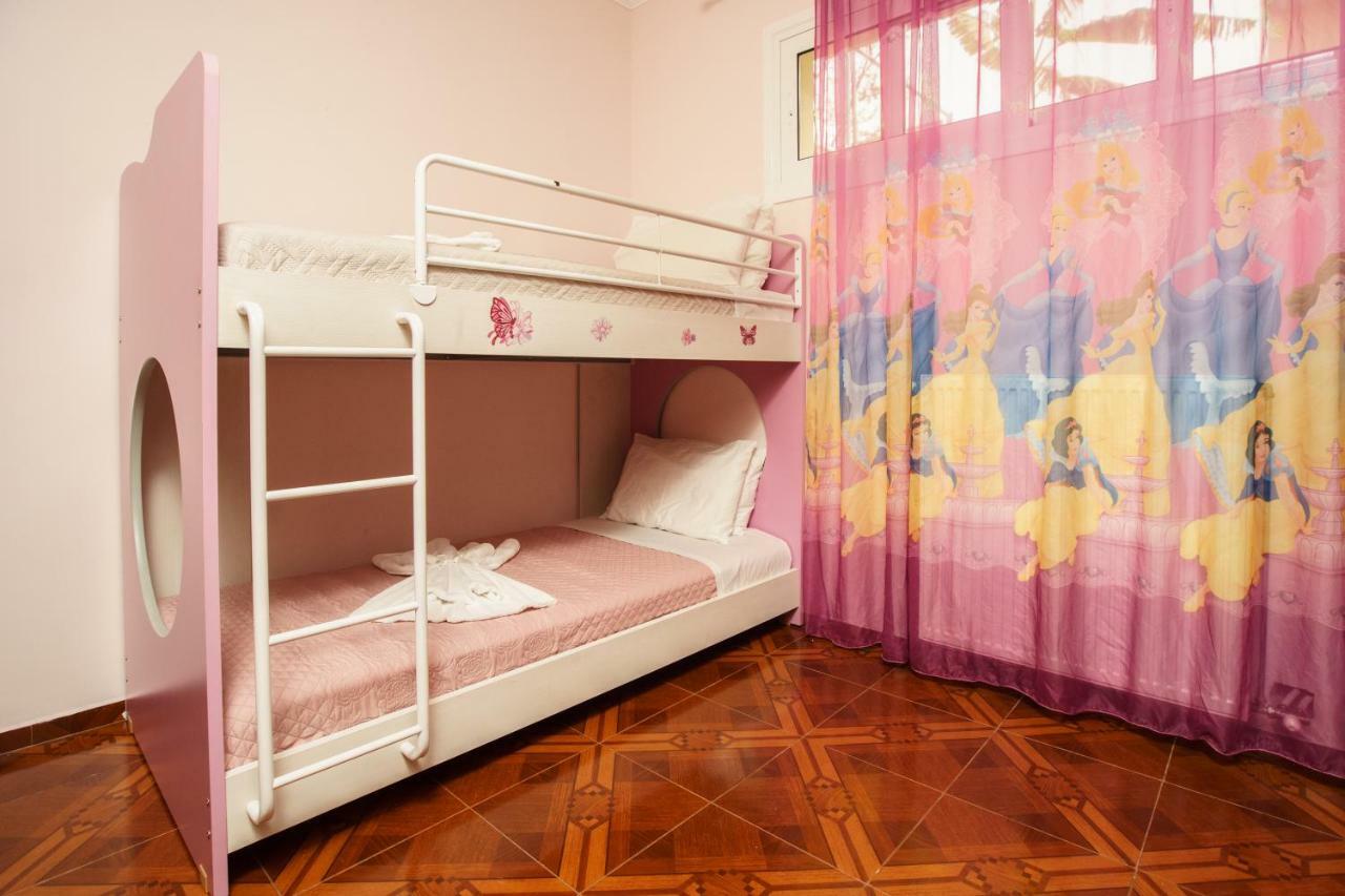 Glaros Beach Apartment カト・ダラトソ エクステリア 写真