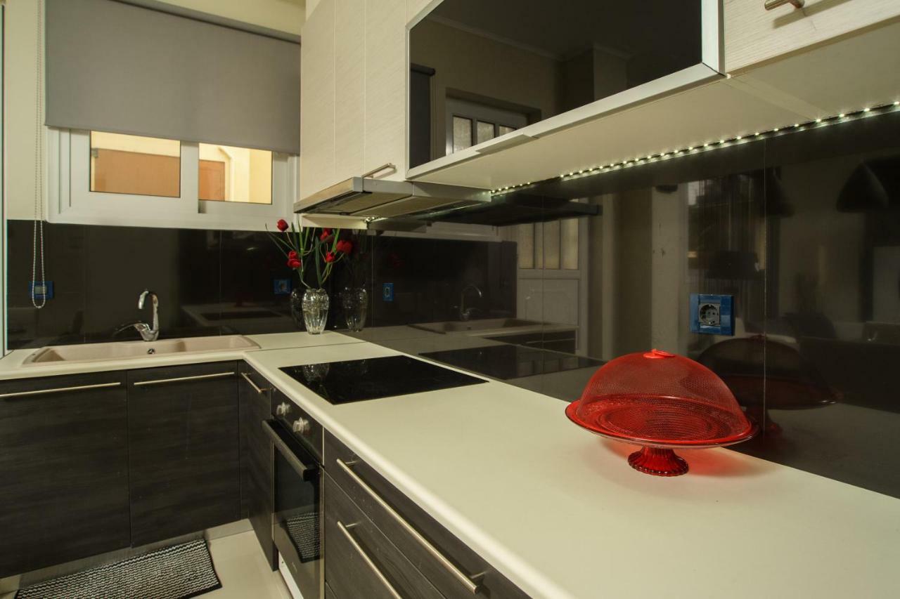 Glaros Beach Apartment カト・ダラトソ エクステリア 写真